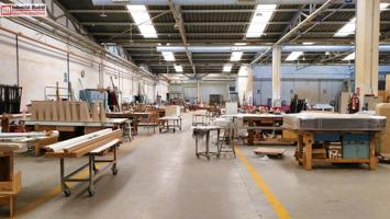 Industrial Madrid presenta esta gran nave en venta. photo 0