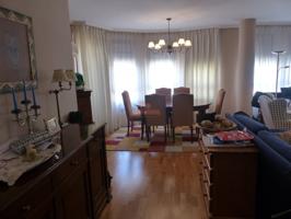 ESPECTACULAR VIVIENDA EN ALQUILER SIN MUEBLES EN CENTRO-AYUNTAMIENTO photo 0