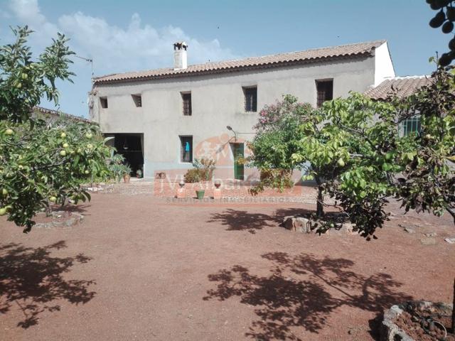 ESPECTACULAR CASA EN VILLAPALACIOS CON 600 METROS DE PARCELA!! photo 0