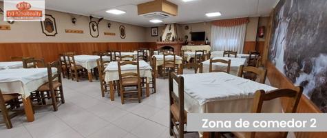 EN VENTA EN PLENO FUNCIONAMIENTO RESTAURANTE EN CRTRA DE JAEN km 4,500 photo 0