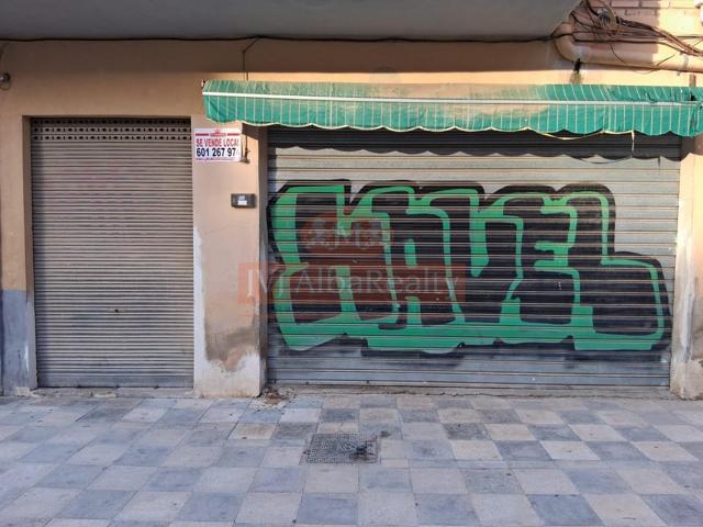 .SE VENDE LOCAL EN BASTO Y DIAFANO, ZONA CARRETAS. photo 0