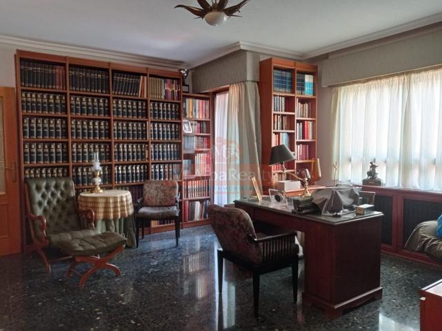 Se vende apartamento con garaje en Santo Angel photo 0
