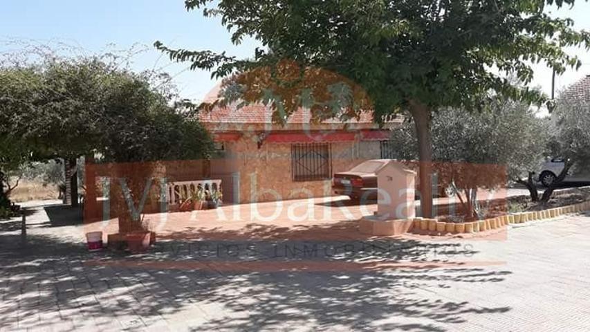 SE VENDE PARCELA CON 9000M A 6 KM DE ALBACETE, EN CTRA DE JAEN. photo 0