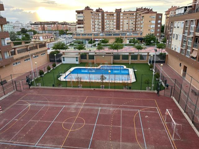 SE VENDE PISO EN ZONA LLANOS DEL AGUILA CON PISCINA. photo 0