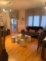 SE VENDE VIVIENDA SEMI-NUEVA CON GARAJE INCLUIDO, EN ZONA FERIA. photo 0