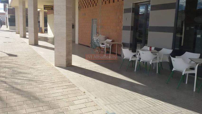 LOCAL EN ZONA RESIDENCIAL CON EXCELENTES POSIBILIDADES COMERCIALES photo 0