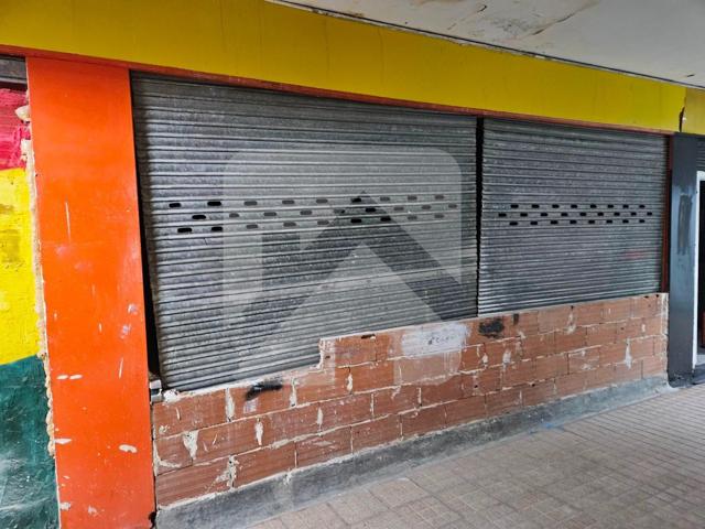 ¡¡¡ ULTIMO LOCAL EN VENTA PARA TRASTERO !!! photo 0