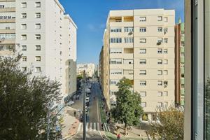 ¡OPORTUNIDAD ÚNICA EN LA AVENIDA PRINCIPAL DE CÁDIZ! photo 0