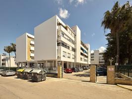 🏡 ¡Tu nuevo hogar en el corazón de Chiclana de la Frontera! photo 0