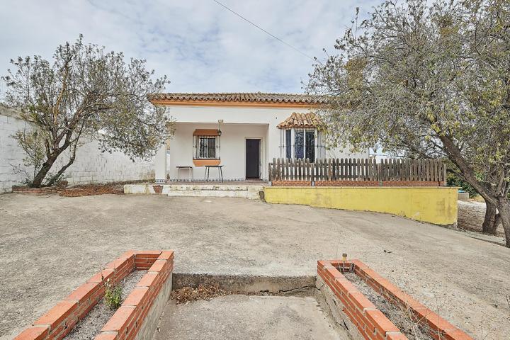 Chalet en El Marquesado photo 0