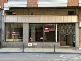 LOCAL COMERCIAL EN CALLE PRINCIPAL EN TORRELAVEGA photo 0