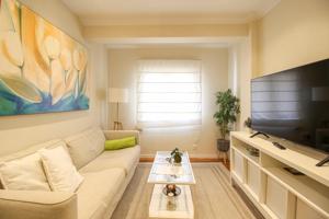 VIVIENDA CON ASCENSOR EN CALLE GUEVARA photo 0