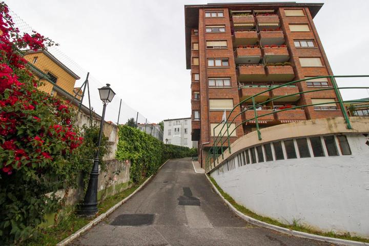 AMPLIA VIVIENDA CON TERRAZA EN MENENDEZ PELAYO photo 0