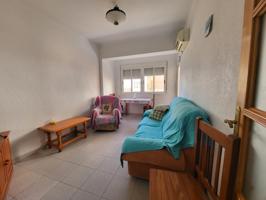 SE ALQUILA PISO EN EL ZAPILLO PARA ESTUDIANTES Y PROFESORES photo 0