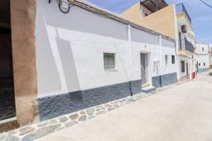 CASA EN VENTA EN ZONA ABRUCENA photo 0