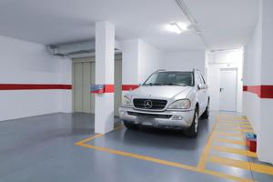 🚗 ¡Venta de Plaza de Garaje en el Centro de Almería! 🚗 photo 0