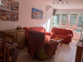 SE ALQUILA PISO DE CUATRO HABITACIONES PARA ESTUDIANTES photo 0
