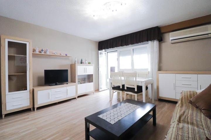 🏡 ¡PISO EN ALQUILER EN ZONA LOS ÁNGELES – CALLE MARCHALES! 🏖️ photo 0