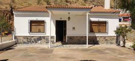 SE VENDE CASA CON PARCELA EN LA HUERTEZUELA photo 0