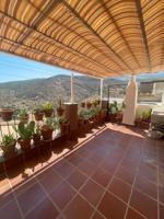 VIVIENDA DE 3 HABITACIONES EN ALQUILER photo 0