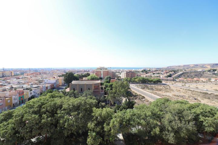 🏡 ¡Oportunidad única, VPO en Piedras Redondas, Almería! 🏖️ photo 0