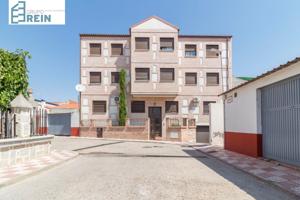 PISO PARA ENTRAR A VIVIR CON 2 DORMITORIOS CON GARAJE Y TRASTERO photo 0