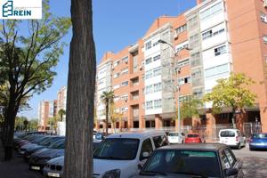 Local en venta en avda. cristobal colon, 10, Torrejon De Ardoz, Madrid photo 0