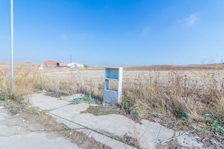 Parcela de 250 m2 en venta en Yunclillos (Toledo) photo 0