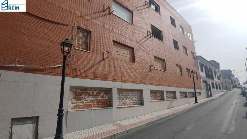 local en REcas photo 0