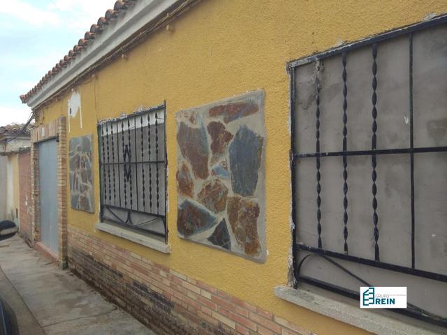CASA BAJA EN AÑOVER DE TAJO (TOLEDO), PARA REFORMAR. photo 0