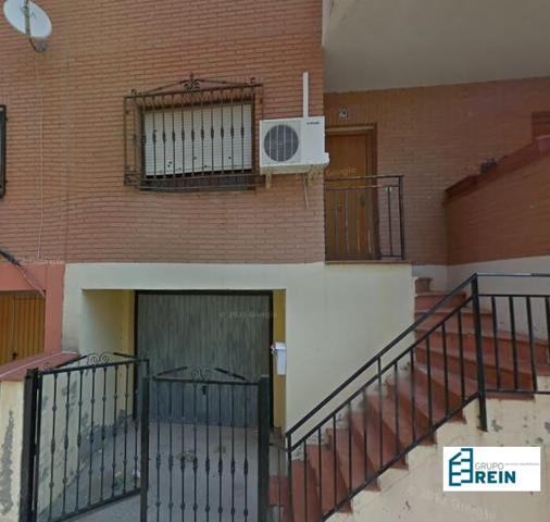 Chalet adosado en Yepes photo 0