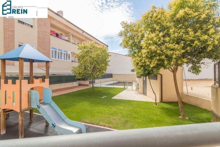 PISAZO DE 3 HABITACIONES, 2 BAÑOS, PLAZA DE GARAJE Y TRASTERO CON PISCINA Y ZONA INFANTIL EN RECAS. photo 0
