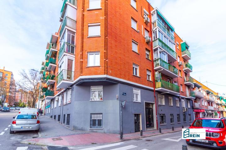 PISO EXTERIOR EN PLANTA BAJA CON 63M2 HACIENDO ESQUINA FRENTE AL METRO LUCERO. photo 0