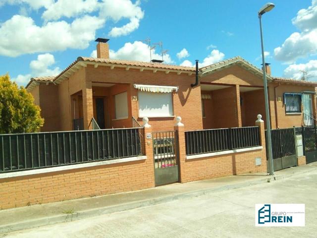 Casa en venta en C.Nuestra Sra. de la Piedad, 48, Santa Olalla, Toledo photo 0