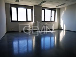 OFICINAS DE DIFERENTES MEDIDAS EN ALQUILER EN SANTA PERPETUA DE MOGODA photo 0