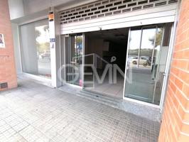 Local comercial en Once de Septiembre en Santa Perpetua de Mogoda photo 0
