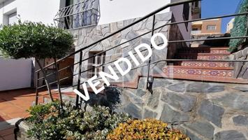 Casa en venta en La Florida de Santa Perpetua de Mogoda photo 0