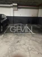 Plaza de parking en venta en Santa Perpetua de Mogoda photo 0