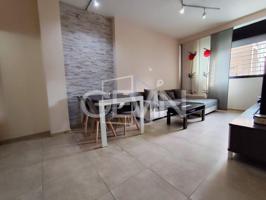 Piso en venta con plaza de parking, trastero y patio photo 0