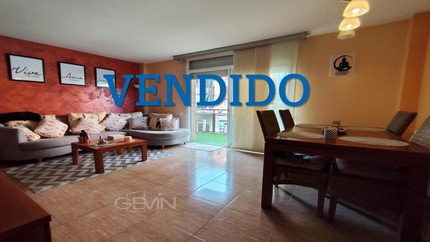 Piso en venta con gran terraza, parking y trastero en Santa Perpetua de Mogoda photo 0