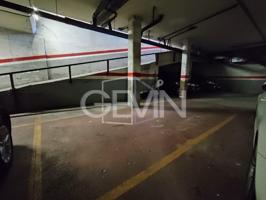 Plaza de parking en venta en Santa Perpetua de la Mogoda photo 0