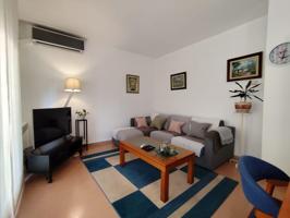 Piso con plaza de parking en venta en Santa Perpetua de Mogoda photo 0