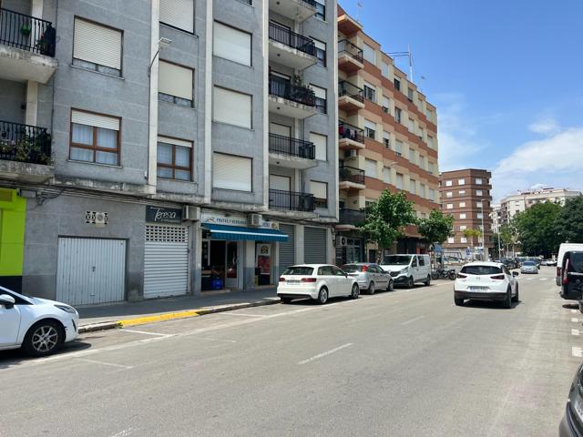 Local comercial en rentabilidad, zona de paso photo 0
