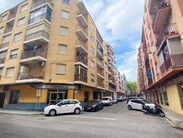 Local comercial en Guillem De Castro, junto al paseo photo 0