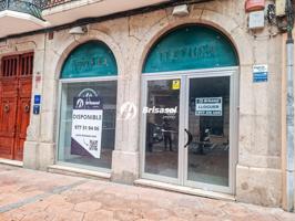 Reus-Local comercial de 90 m2 en el centro. Zona Arrabal photo 0