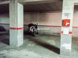 Reus-Plaza de parking en venta zona Avenida Països Catalans photo 0