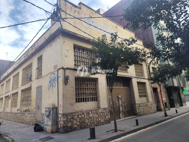 Reus- Solar en venta zona entre Riera Miró y avenida Marià Fortuny photo 0