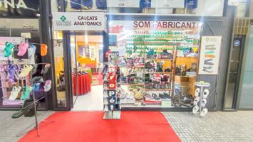 Reus-Local comercial de venta zona plaza de La Sang photo 0