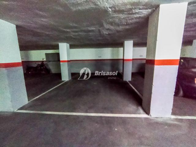 Reus-Amplia plaza de parking en venta, zona Pastoreta photo 0