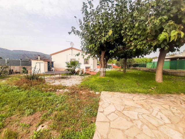 Alcover-Urbanización La Cabana -Casa con terreno y piscina photo 0